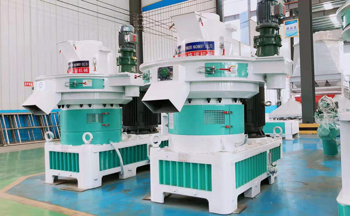 木屑造粒機(jī).jpg 木屑造粒機(jī).jpg