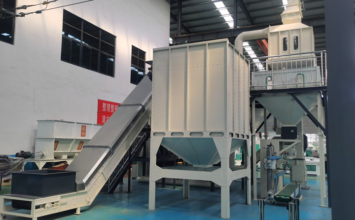 冷卻機(jī).jpg 冷卻機(jī).jpg